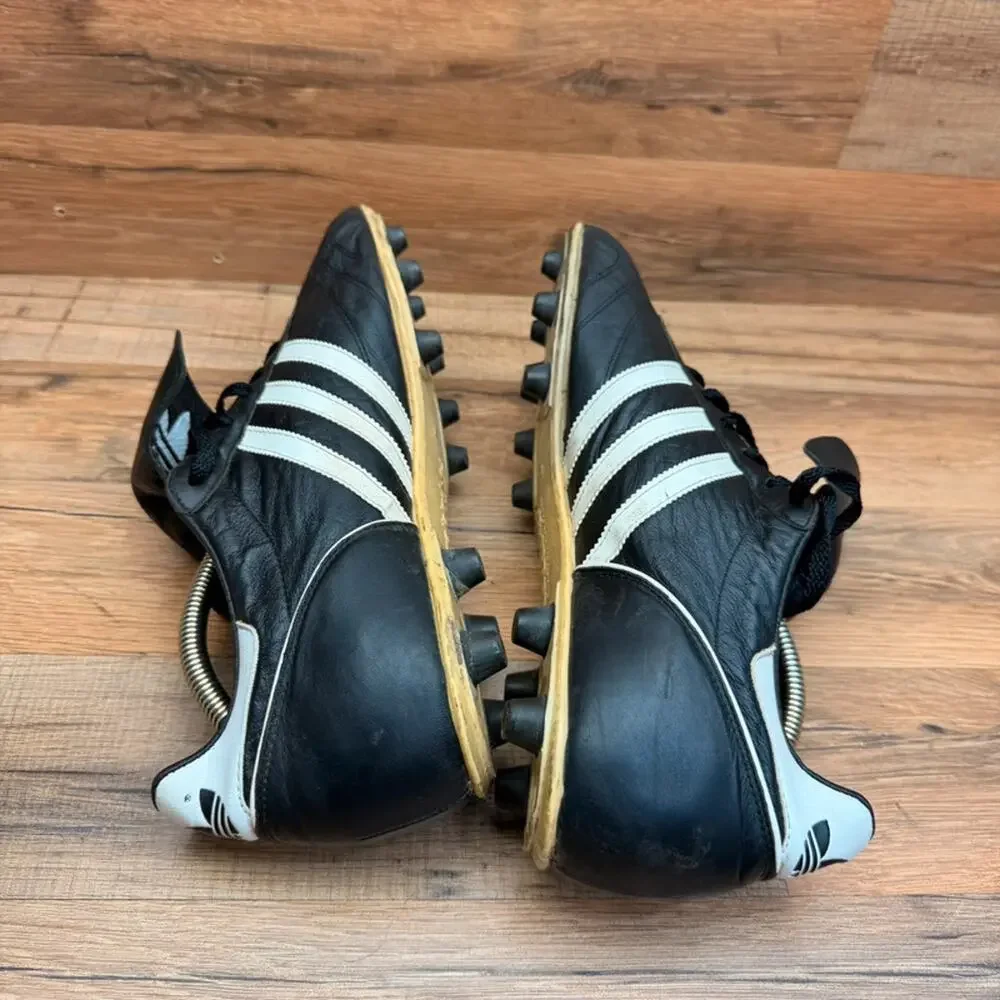 VTG Adidas men size 11.5 Profi Football Soccer Cleat white black Germany 2000